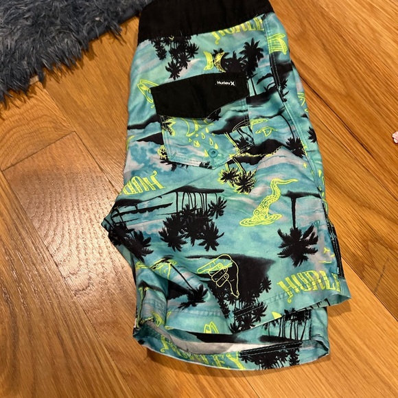 Colorful Swim Trunks Collection - Picture 5 of 6